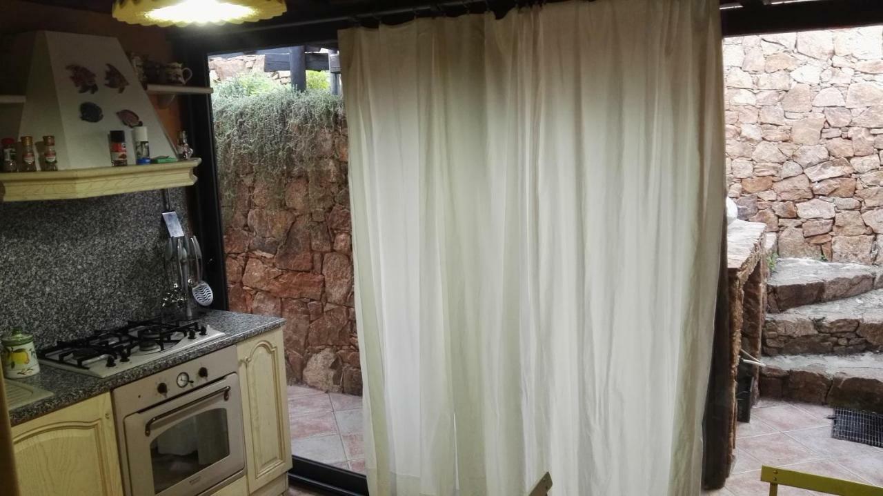 Appartamenti Sardegna 포르토산파울로 외부 사진