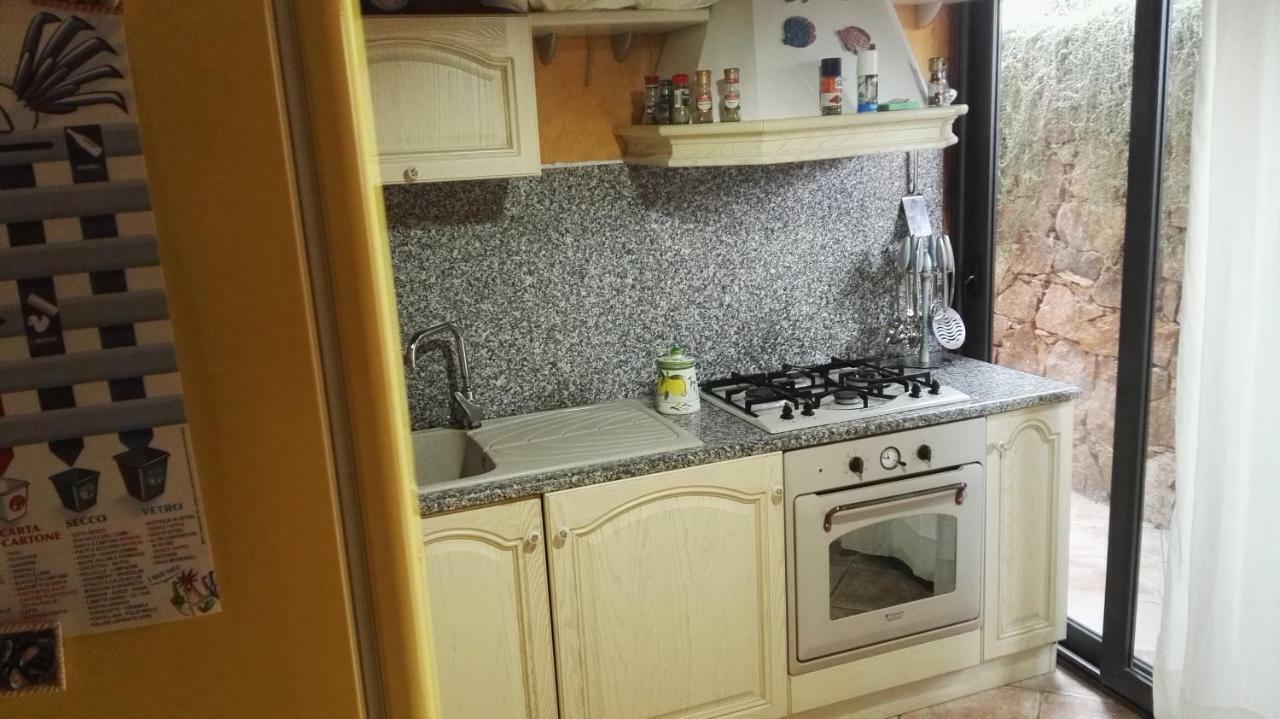 Appartamenti Sardegna 포르토산파울로 외부 사진